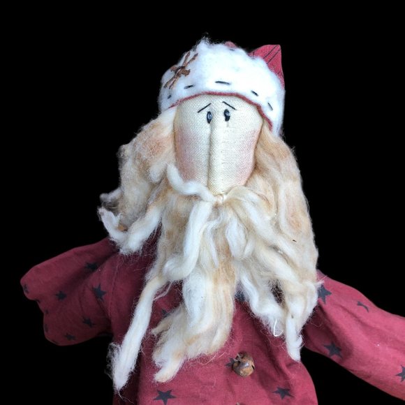 Honey and Me Sitting Primitive Santa in Pajamas Long Beard Bells Christmas Decor - Picture 3 of 15